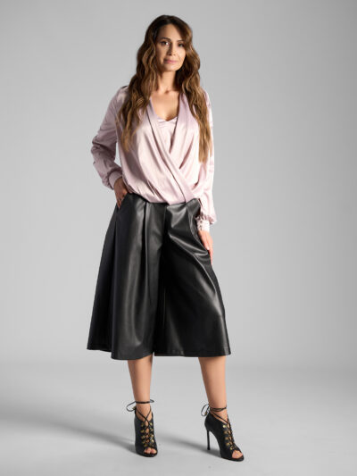 Bluza Petrecută Din Satin Cu Un Design Elegant Și Sofisticat Roz Pal