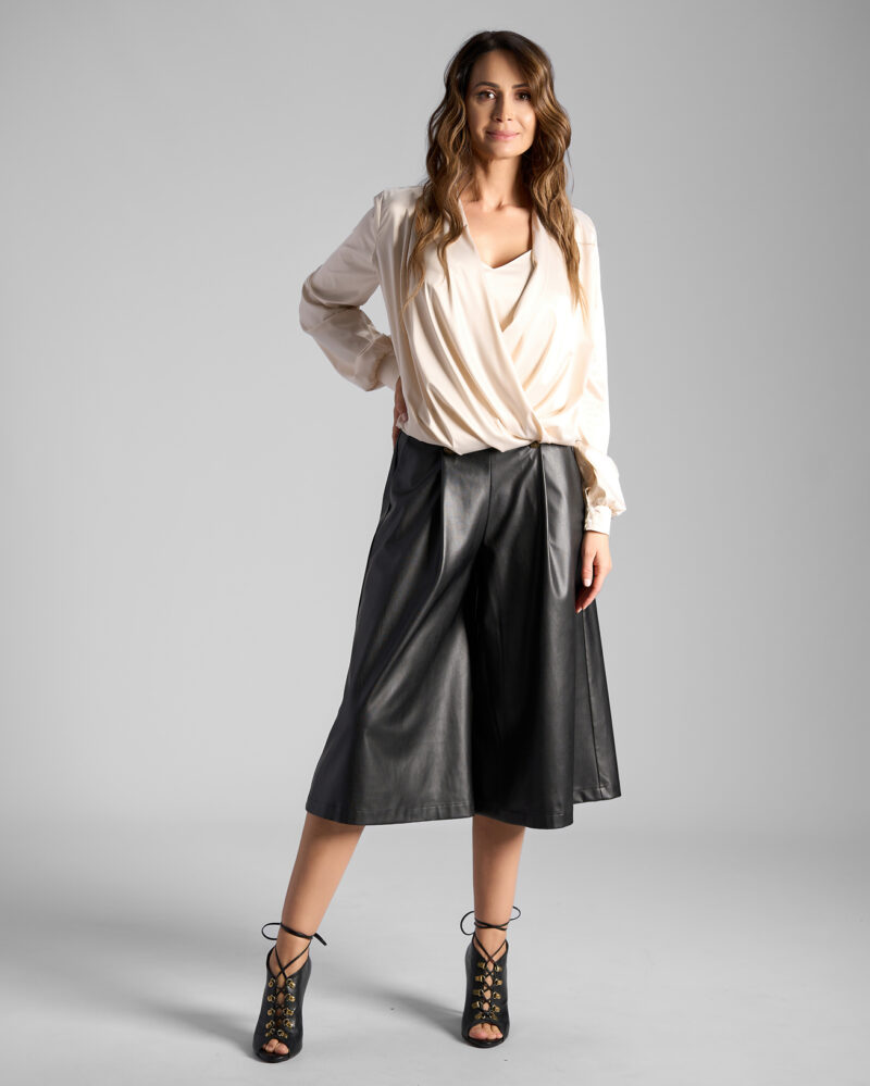 Bluza Petrecută Din Satin Cu Un Design Elegant Și Sofisticat Ivoire