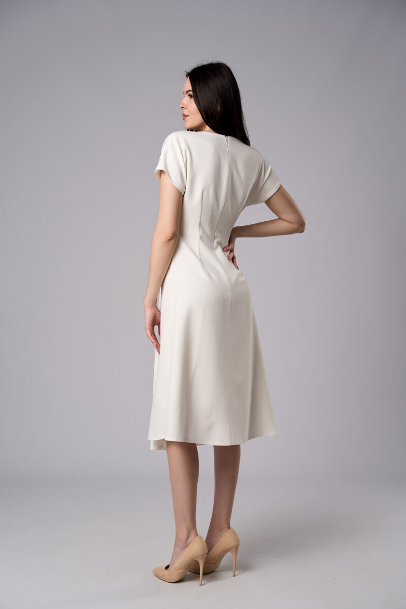 Rochie midi Ava cu croi în A din stofă elastică albă - imagine 3