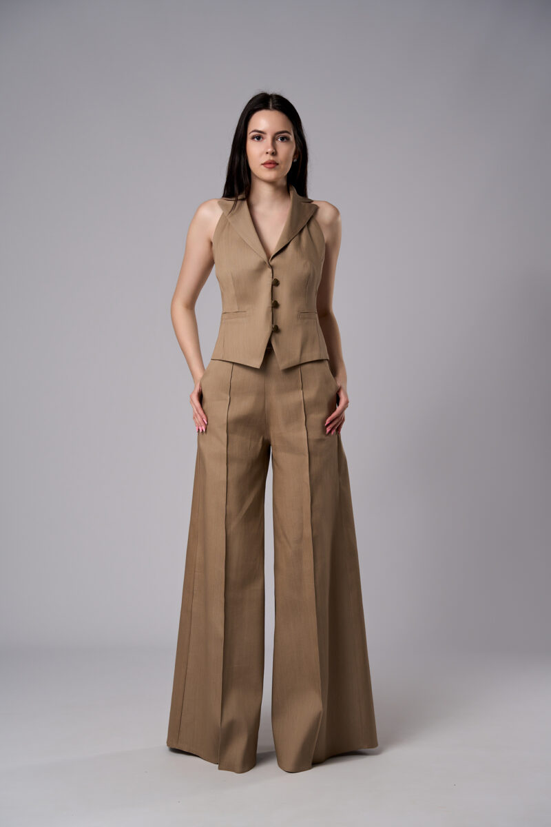 Pantaloni Alma evazați din denim mocha mousse