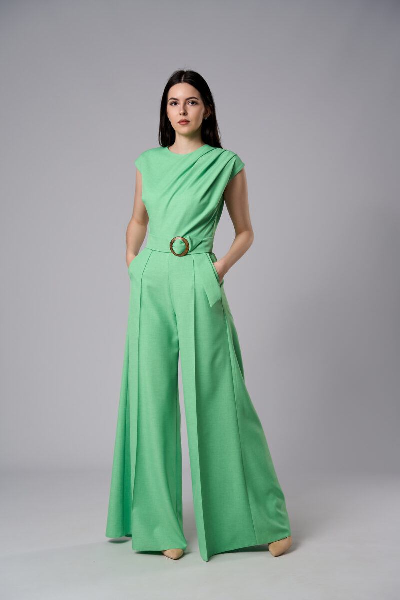 Salopetă Atena elegantă din stofă cu pantaloni evazați verde