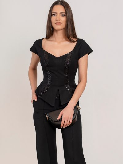 Top cambrat negru cu aplicații bandă din paiete Perla