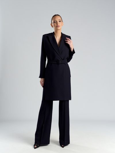 Vestă lungă bleumarin tip platcă din stofă cu lână, cu rever și cordon cu cataramă Hara